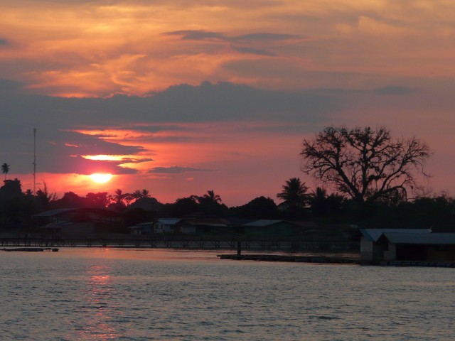 last sunset on Santubong River